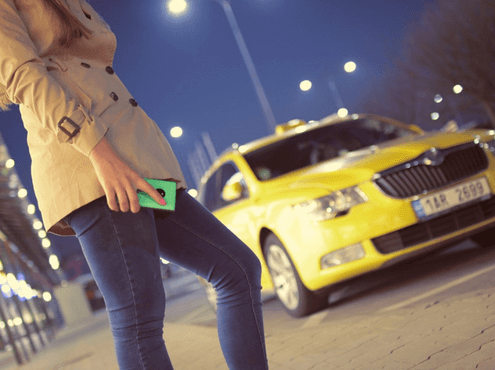 Â¿Escoger taxi tradicional o servicio de taxi con app?
